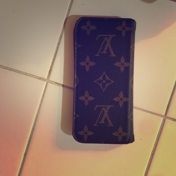 Louis Vuitton iphone 7 folio case - Picture 1 of 4